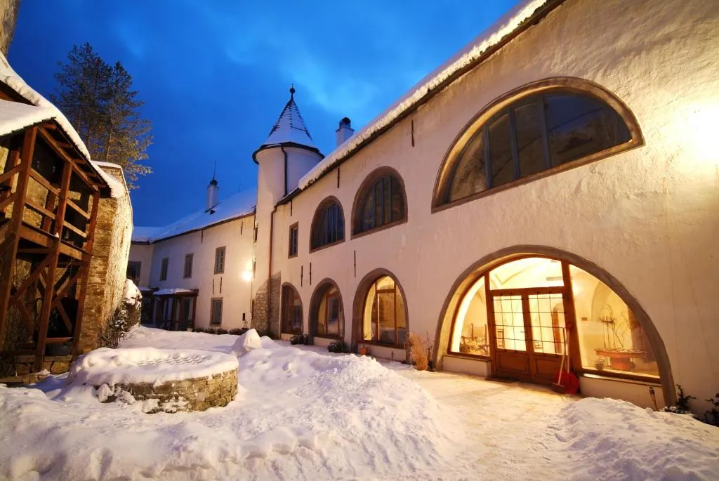 Image 1 of Chateau GrandCastle