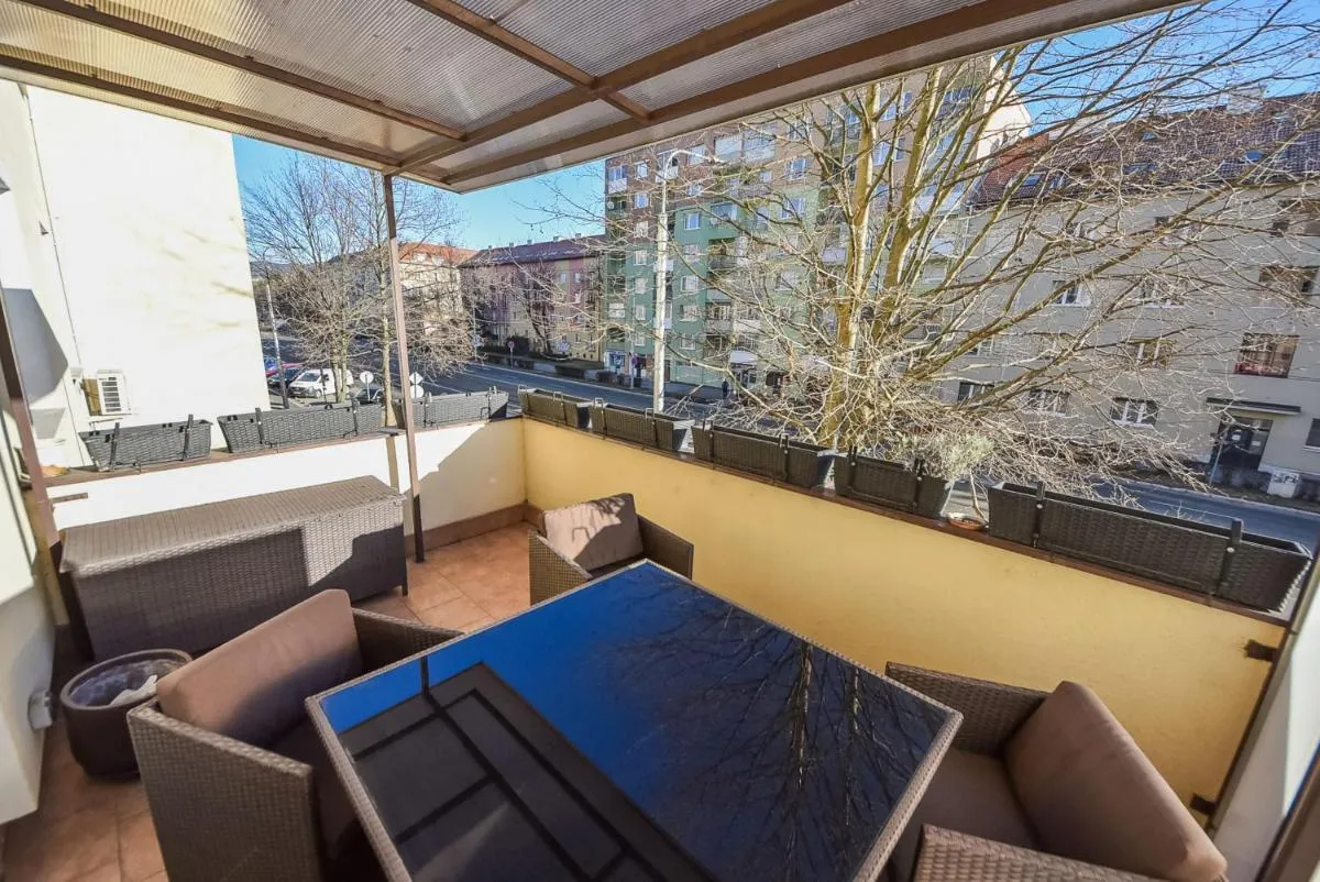 Image 6 of City Komfort Terrace