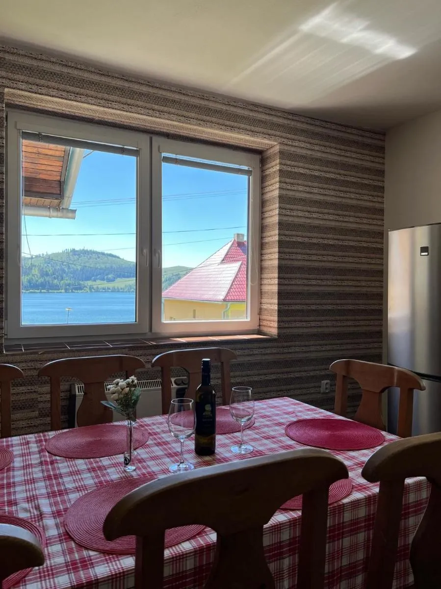 Image 6 of Dedinky Lakeview Cottage