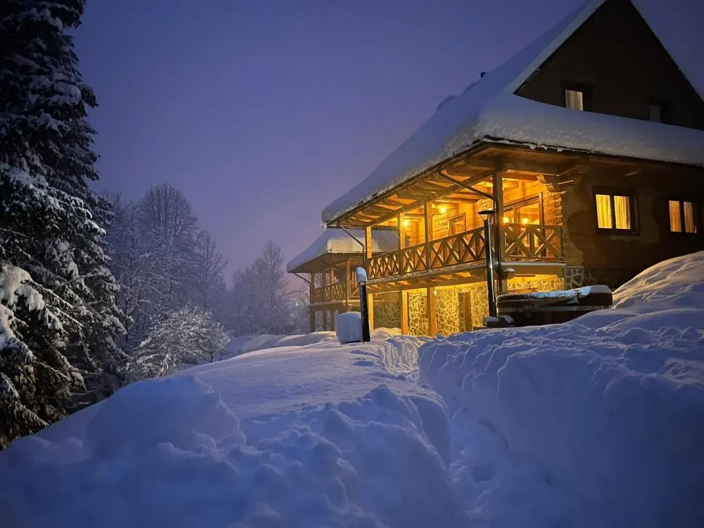 Image 1 of Drevenice Kaskády Oščadnica Veľká Rača