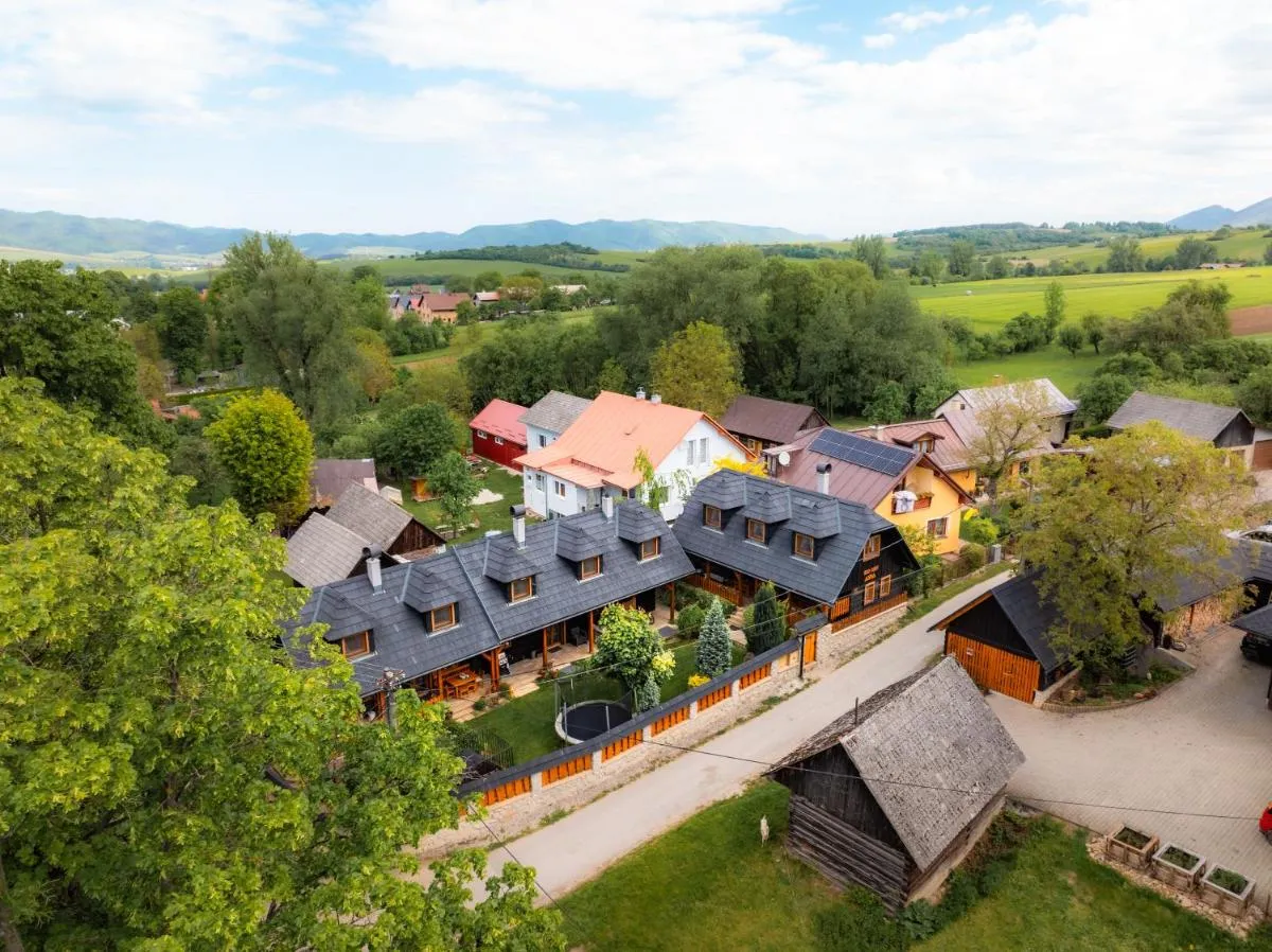 Image 3 of Drevenička v Ďurčinej – Anna