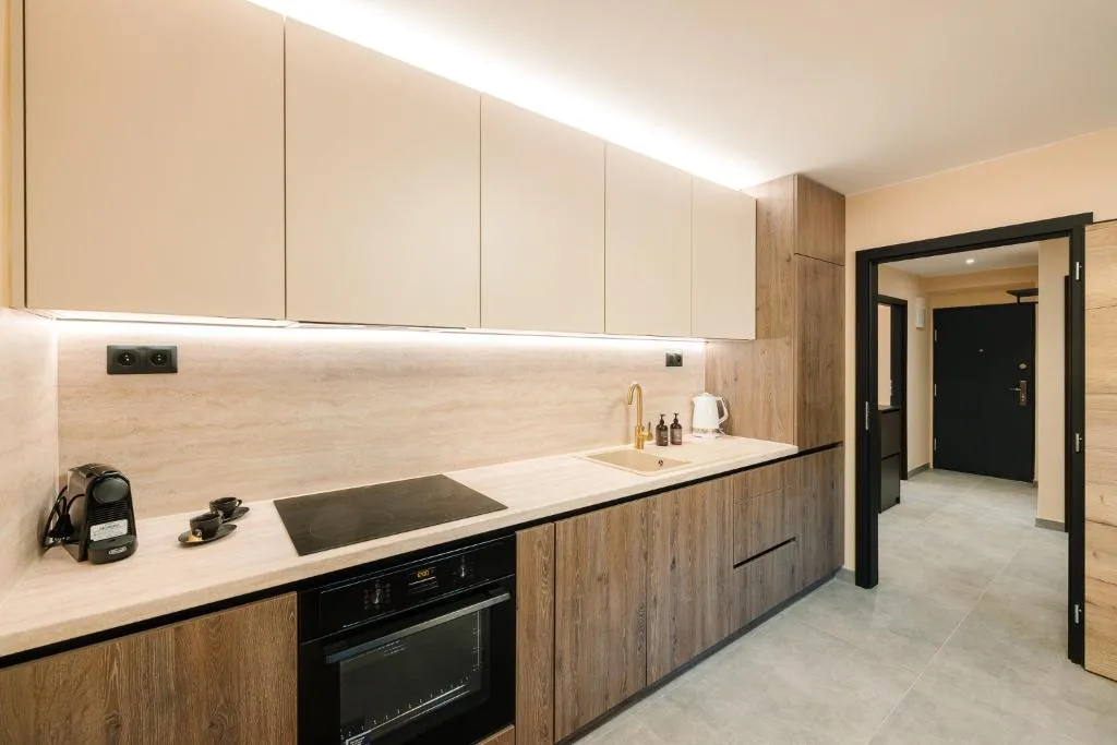 Image 1 of Fox Apartments
