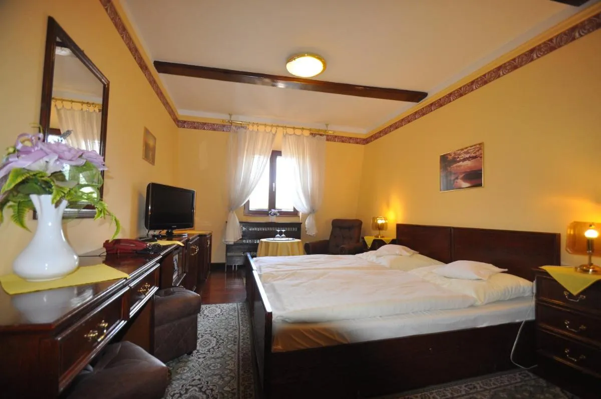 Image 3 of GARNI -Hotel Barbakan