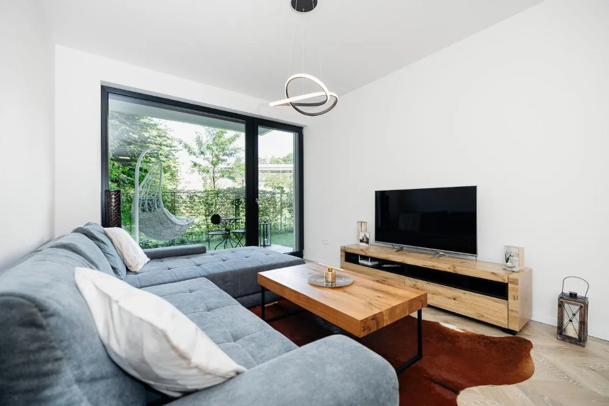 Image 3 of Garden Apartment