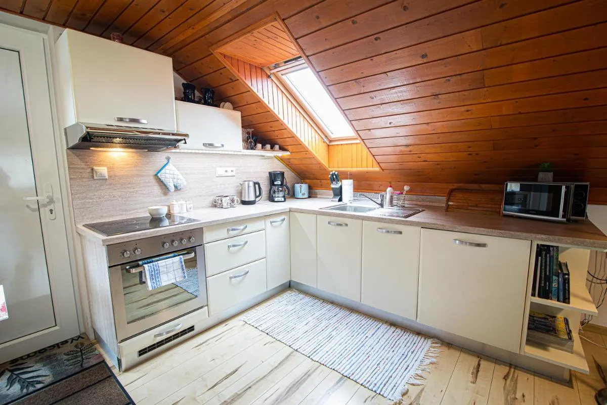 Image 4 of Holiday Home Linda