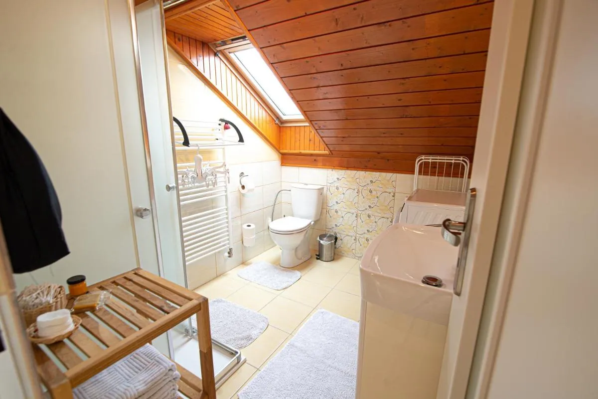 Image 7 of Holiday Home Linda