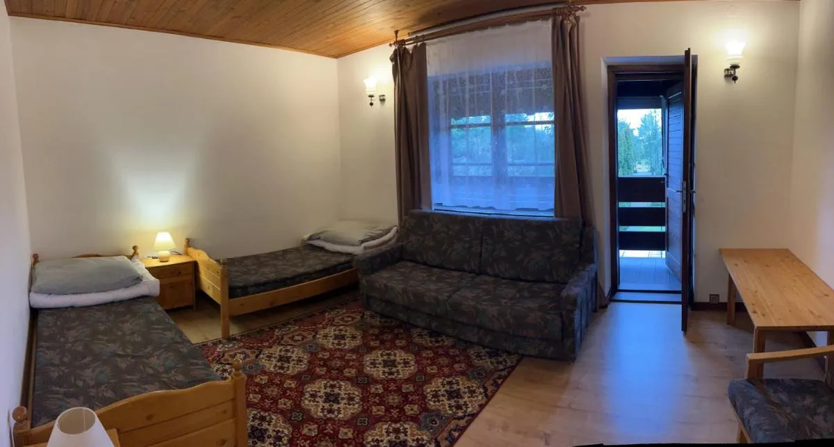 Image 3 of Holiday House No. 35