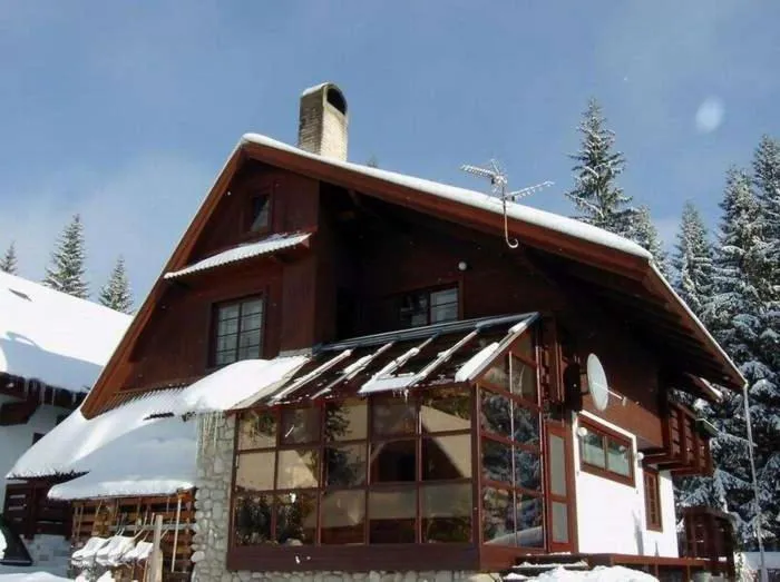 Image 1 of Holiday House No. 35