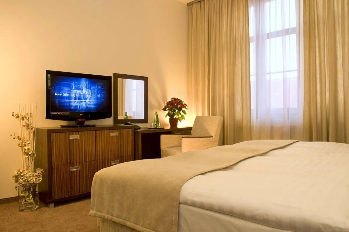 Image 6 of Hotel Academic