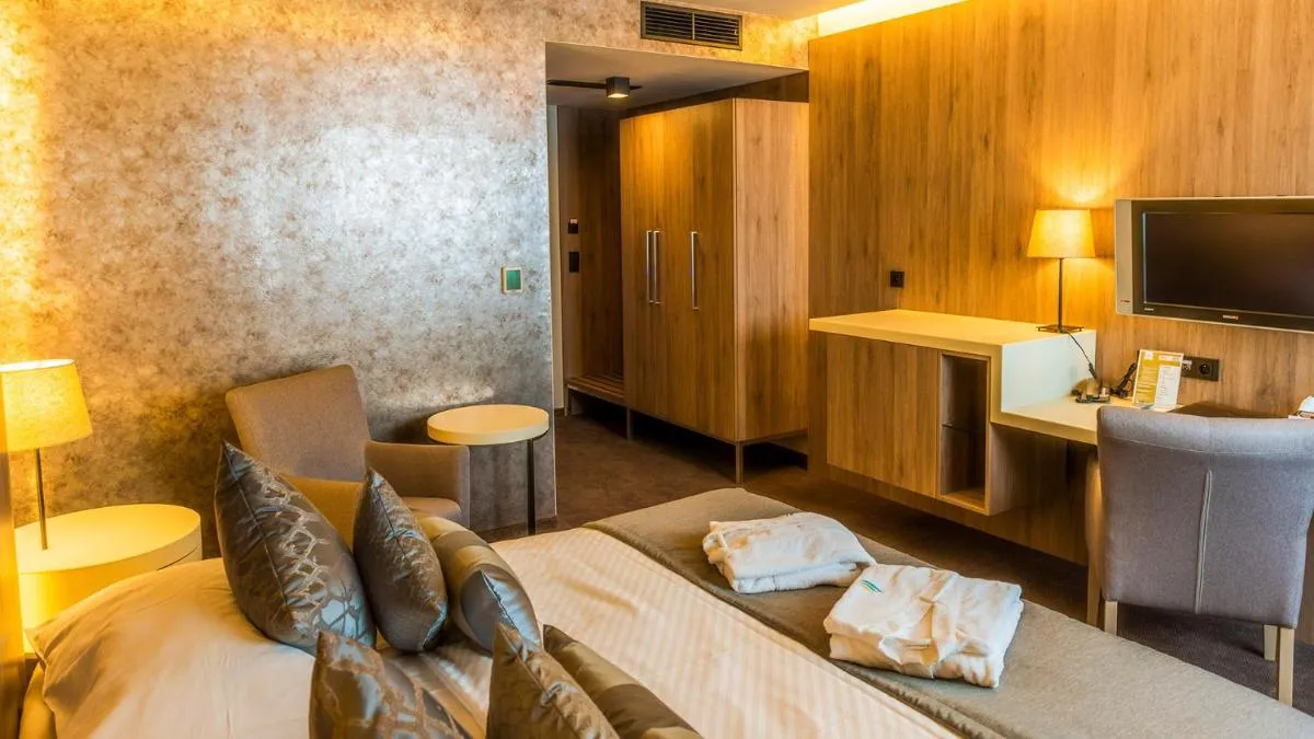 Image 6 of Hotel AquaCity Seasons