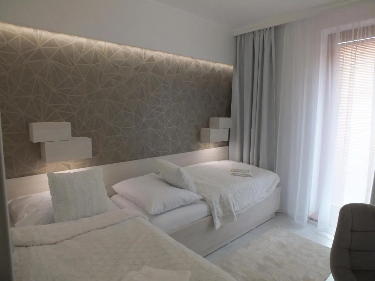 Image 6 of Hotel Artin