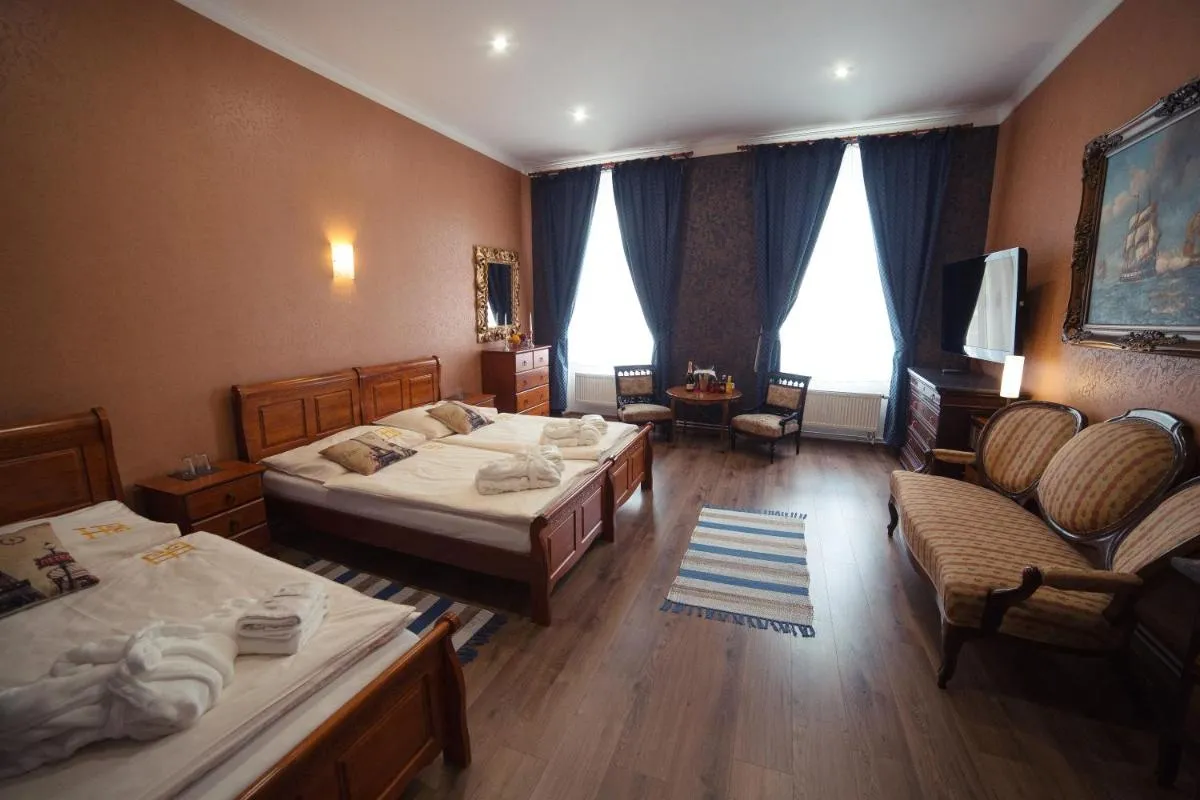Image 2 of Hotel Bristol