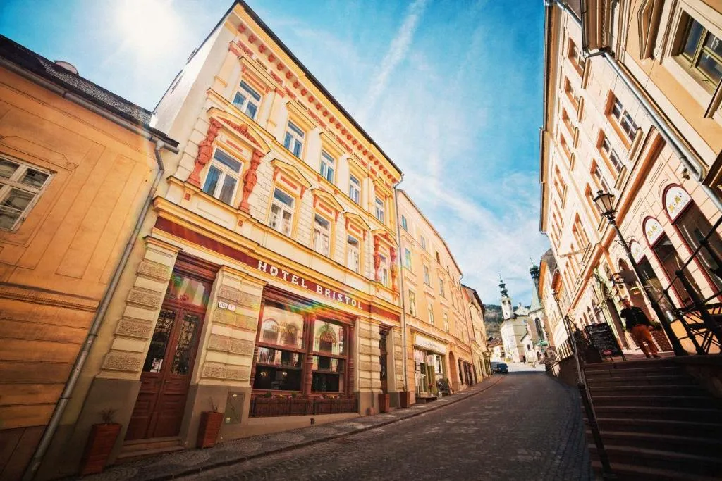 Image 1 of Hotel Bristol