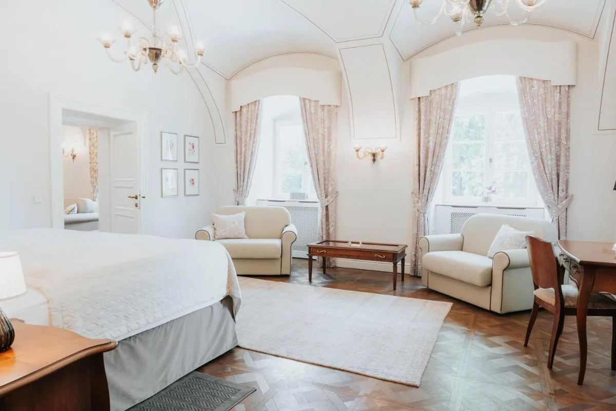 Image 2 of Hotel Château Gbeľany