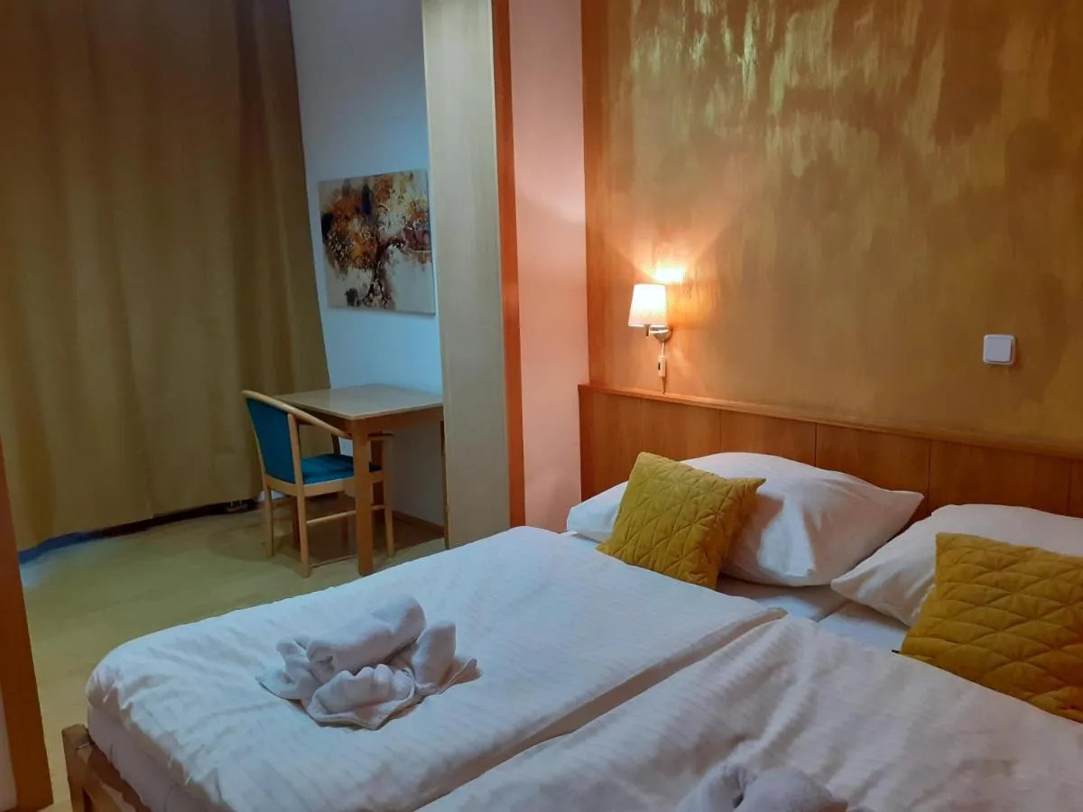Image 4 of Hotel Gold