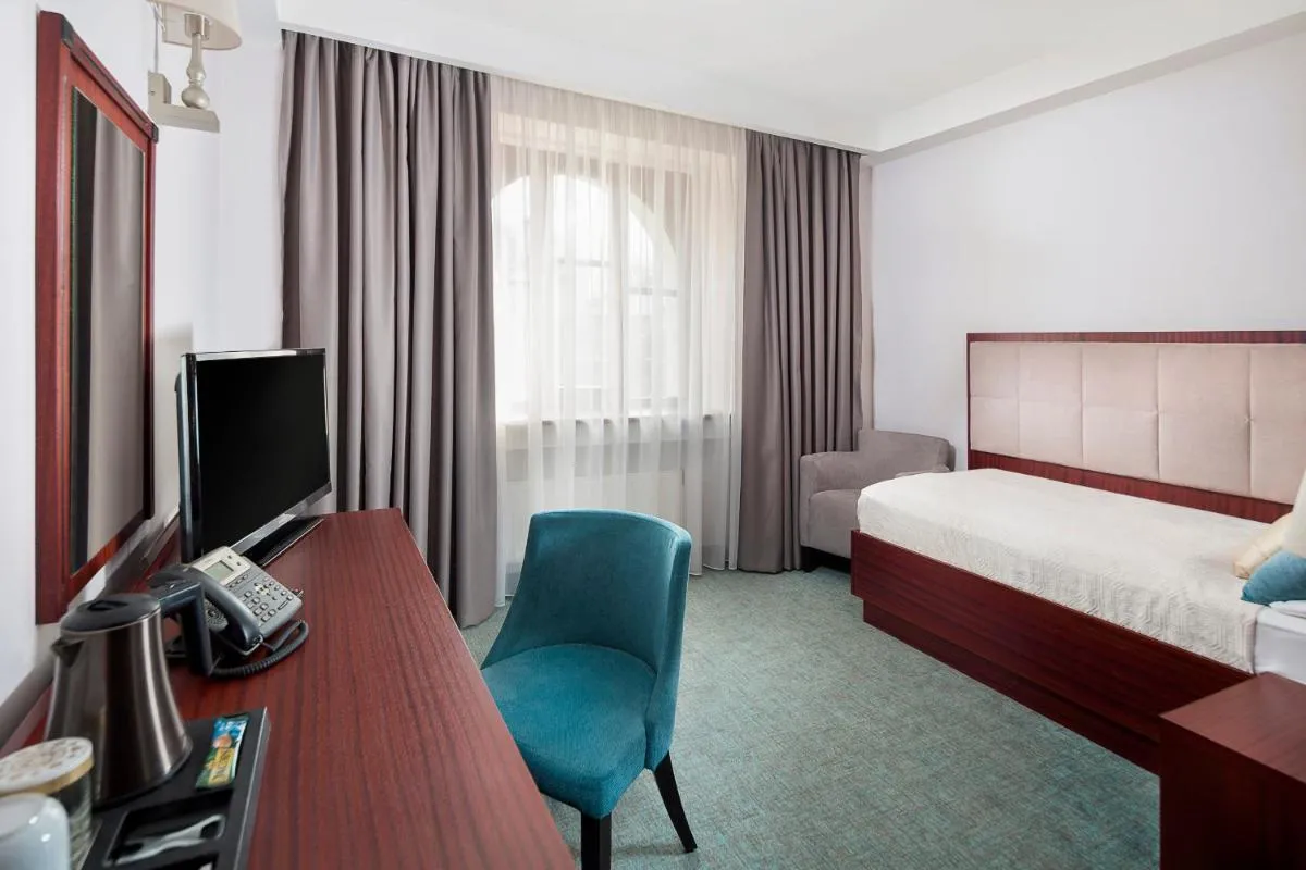 Image 2 of Hotel Kultúra