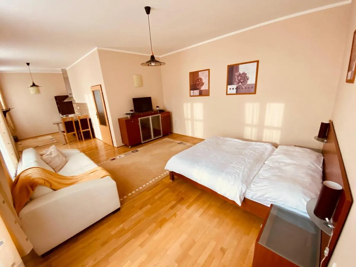 Image 2 of Hotel Roháč