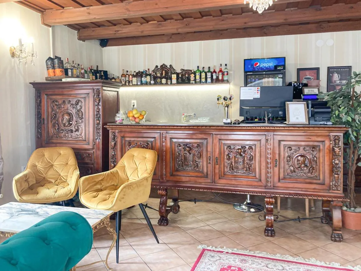 Image 5 of Hotel Salamander – Garni