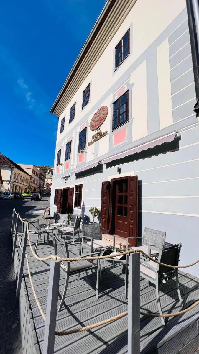 Image 4 of Hotel Salamander – Garni