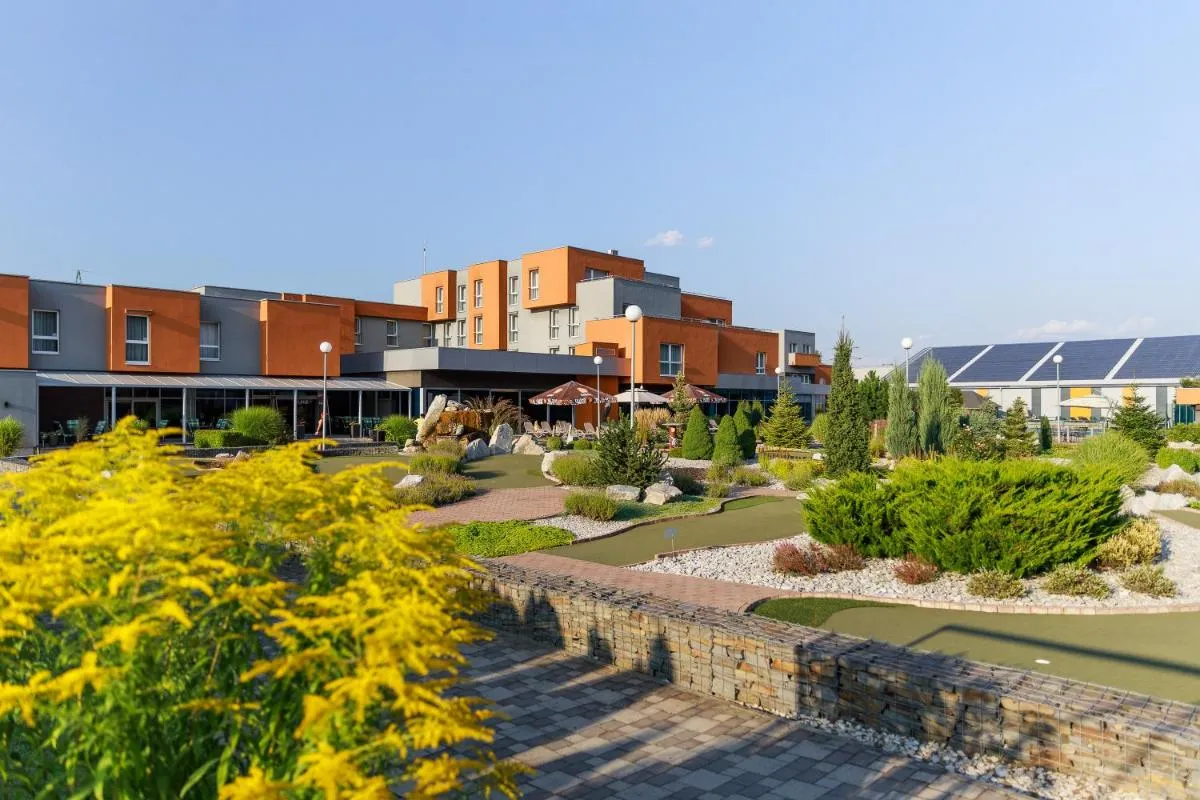 Image 6 of Hotel TENIS