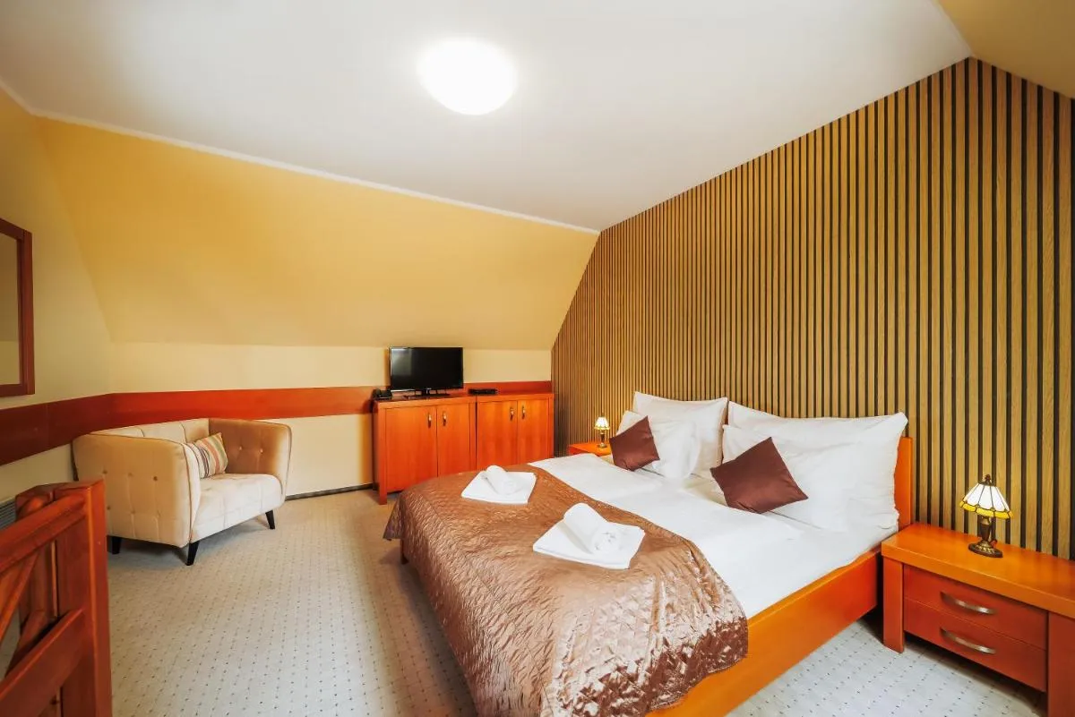 Image 2 of Hotel U Leva