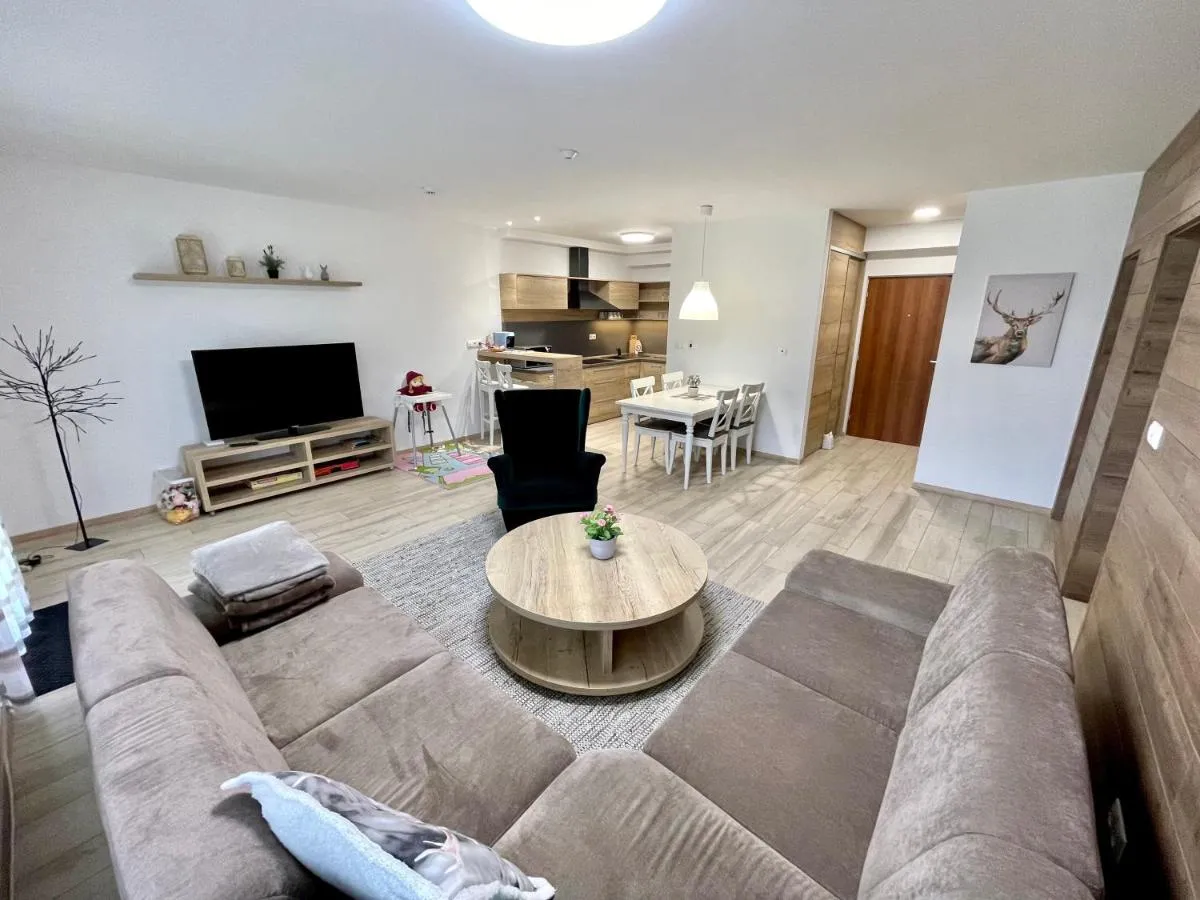 Image 6 of MJ Apartments Panorama