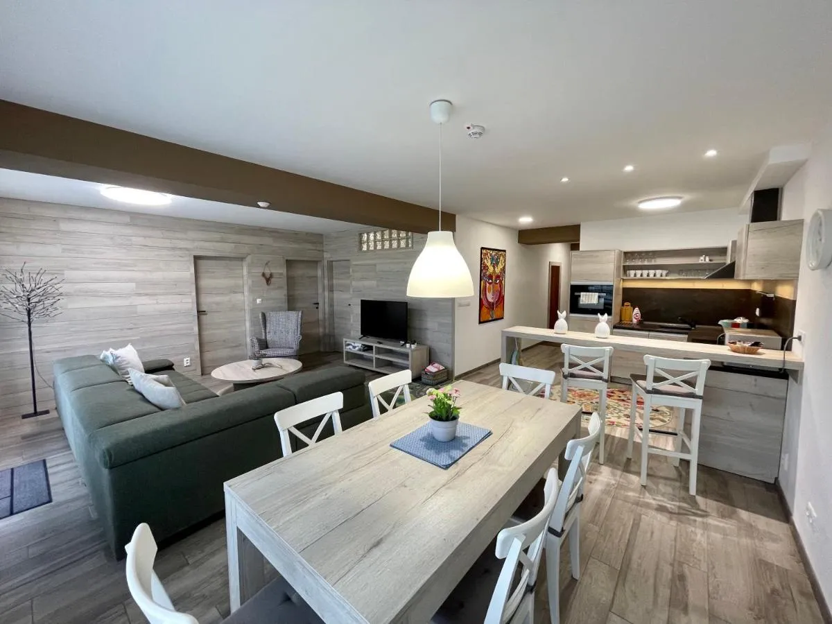 Image 5 of MJ Apartments Panorama