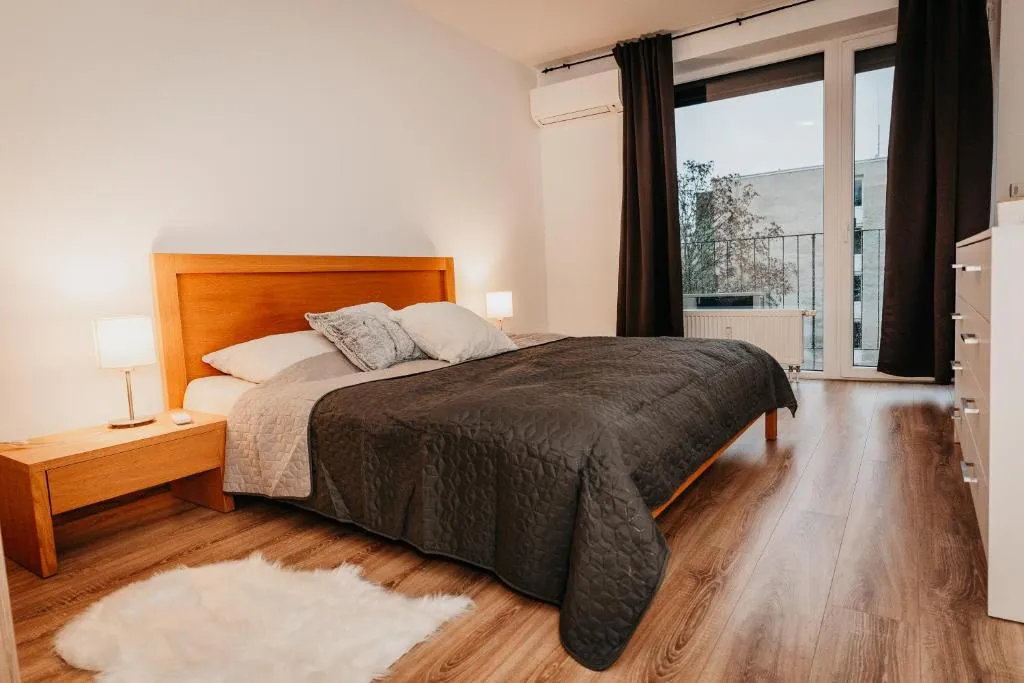 Image 1 of Old Town city center apartment 2 – private parking included