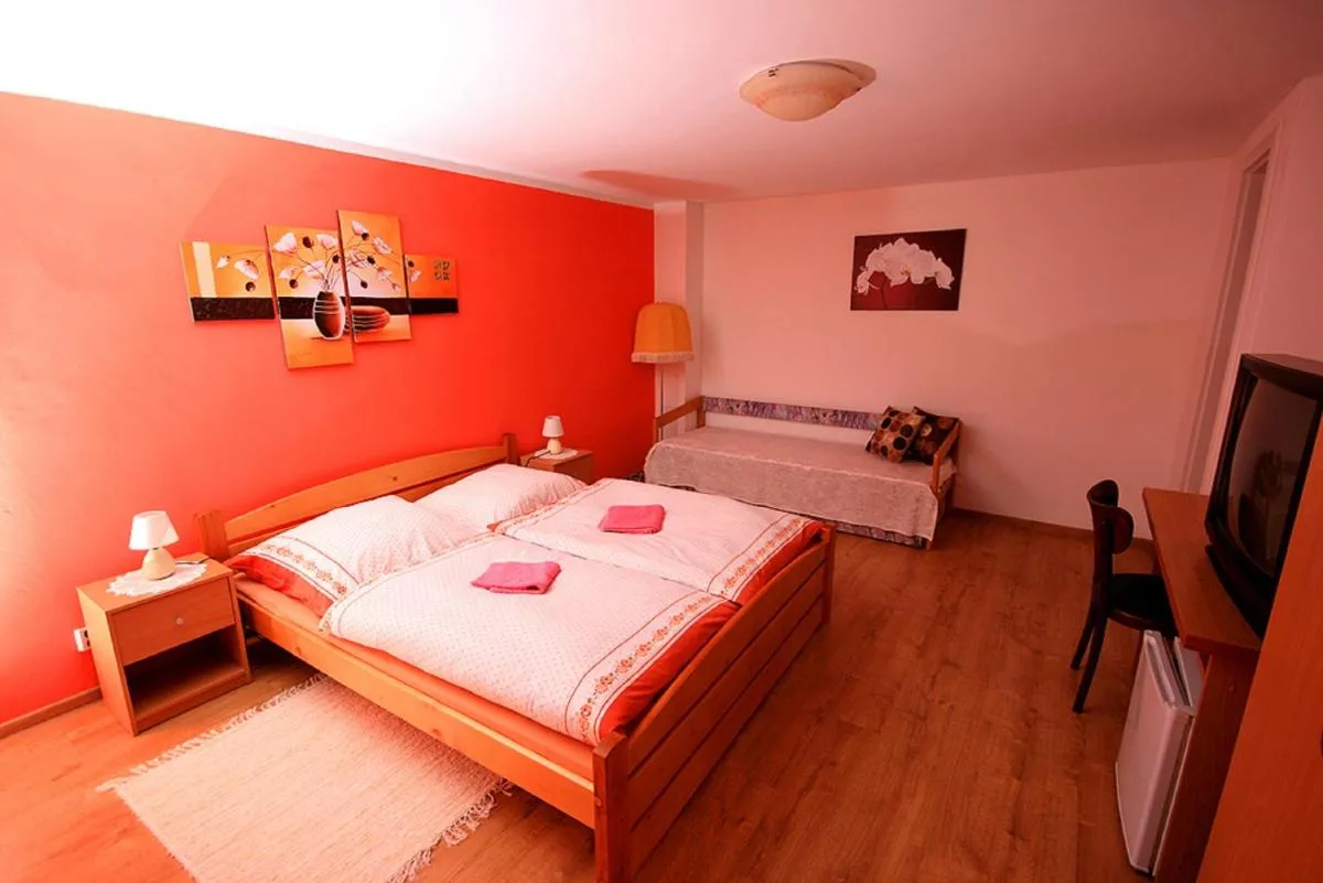 Image 6 of Privat Kohut