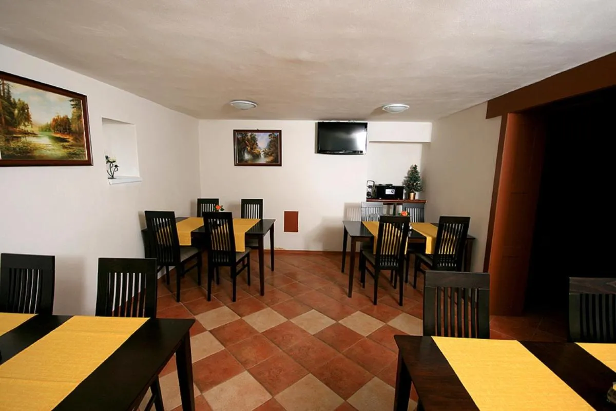 Image 5 of Privat Kohut