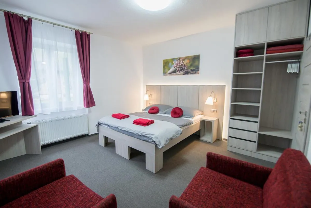 Image 4 of Privat VYPKA