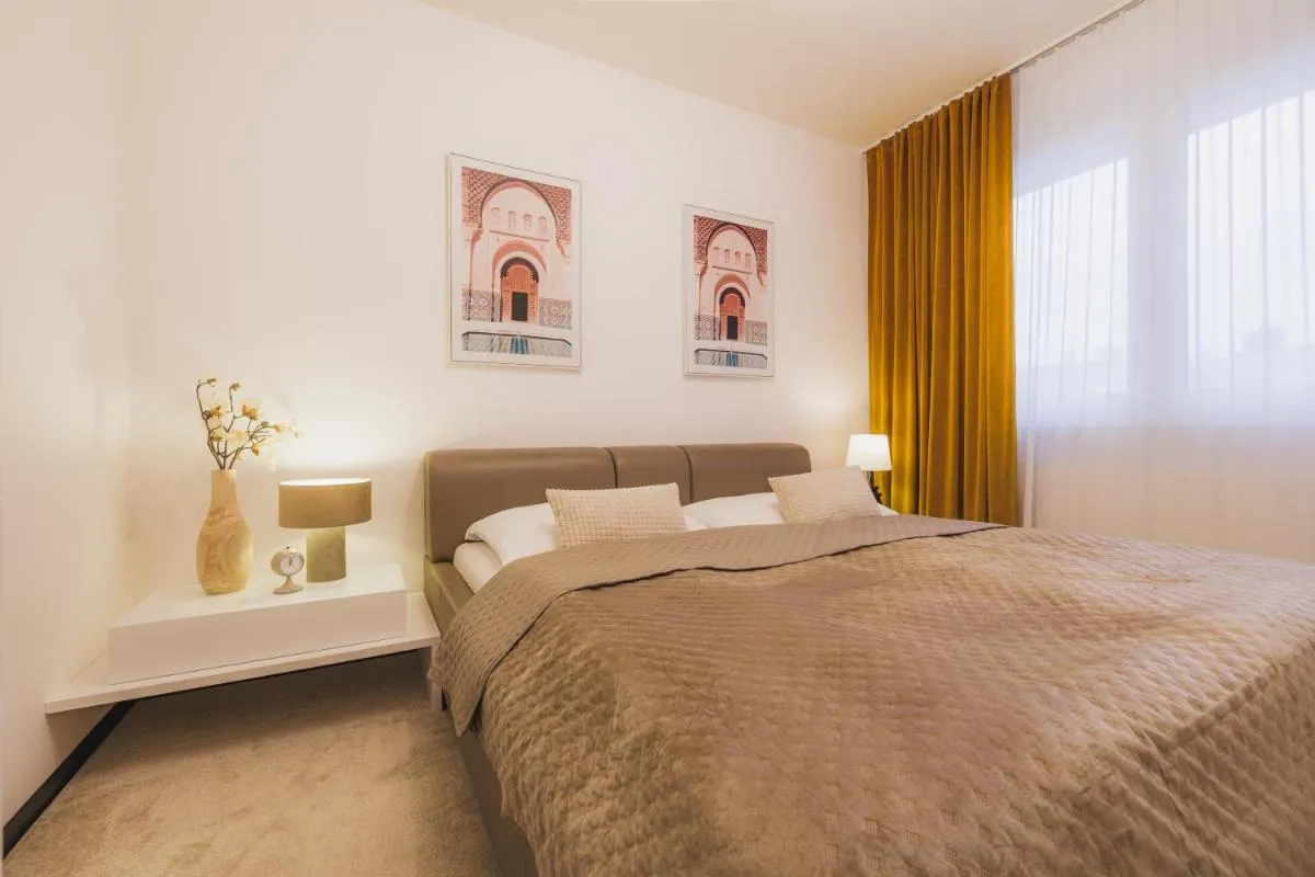 Image 3 of ROSE LUXURY APARTMENT & 24h self check-in with private parking