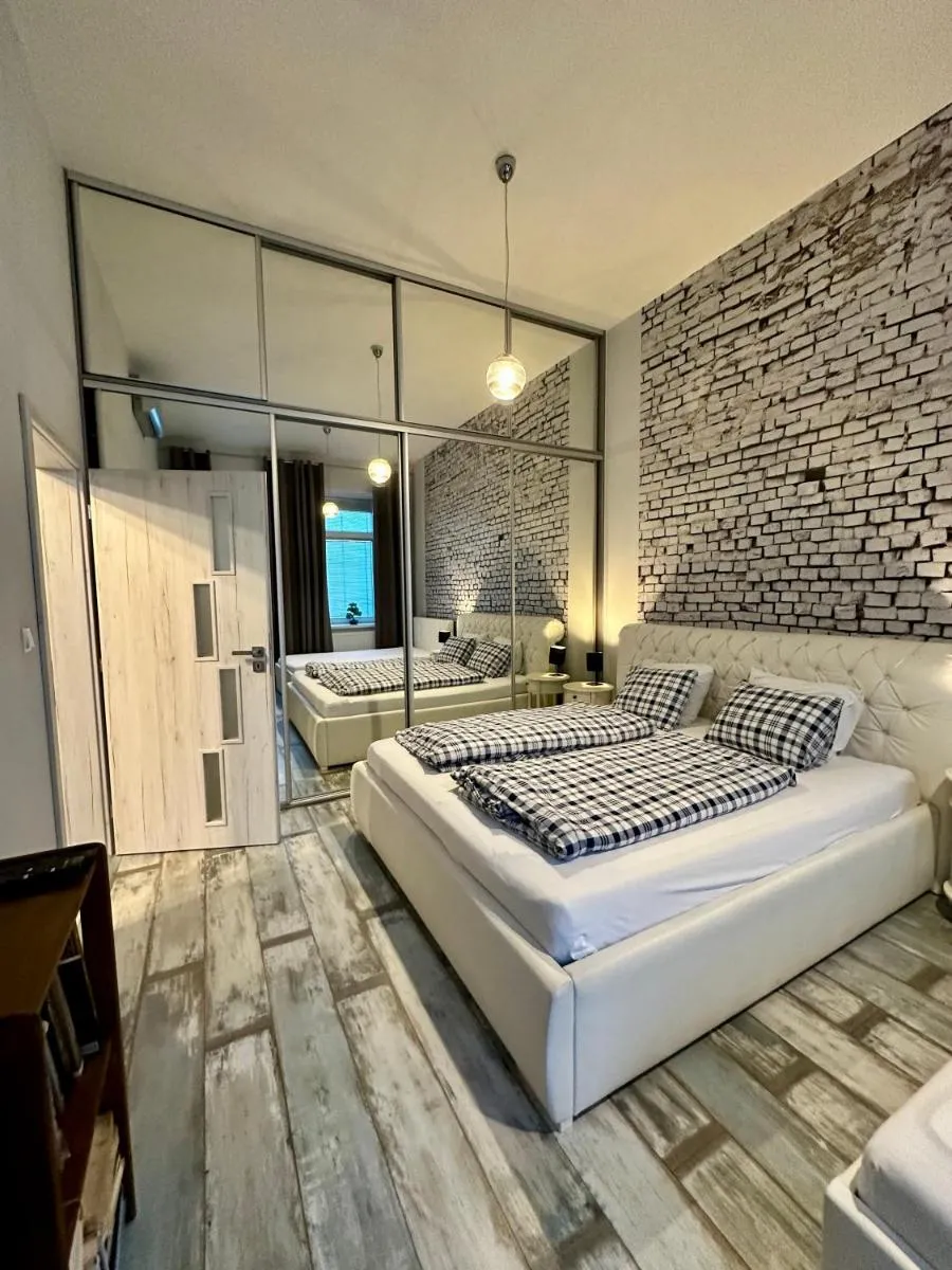Image 6 of Royal City Centre Apartment
