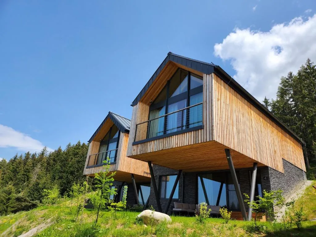 Image 1 of SKRI Chalets