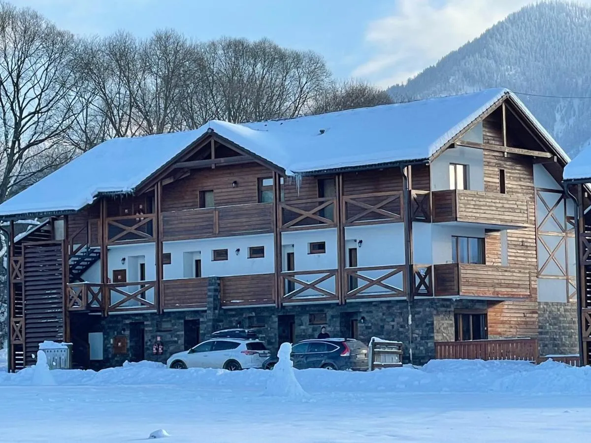 Image 6 of Ski & Sun B9