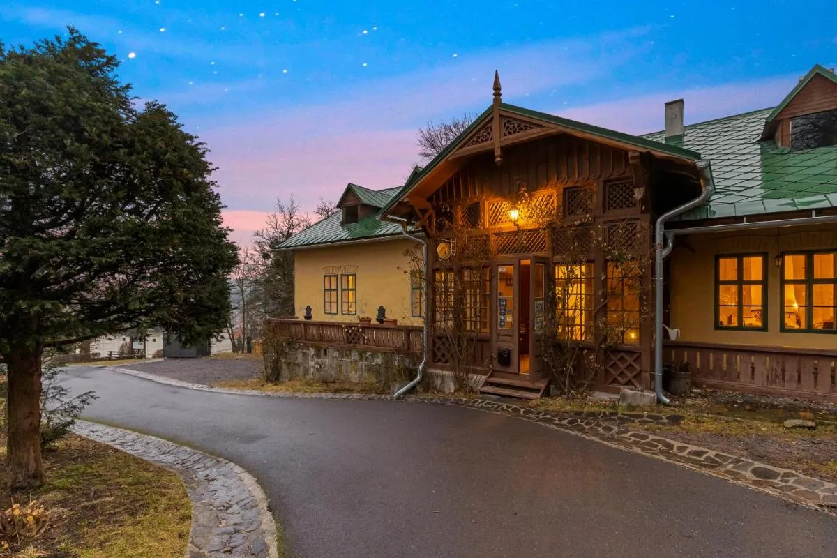 Image 3 of Soví Dom- historické apartmány z 19 storočia, 4km od Banskej Štiavnice