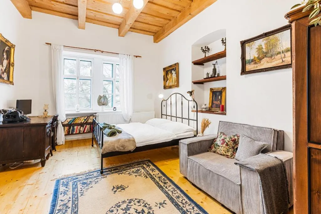 Image 1 of Soví Dom- historické apartmány z 19 storočia, 4km od Banskej Štiavnice