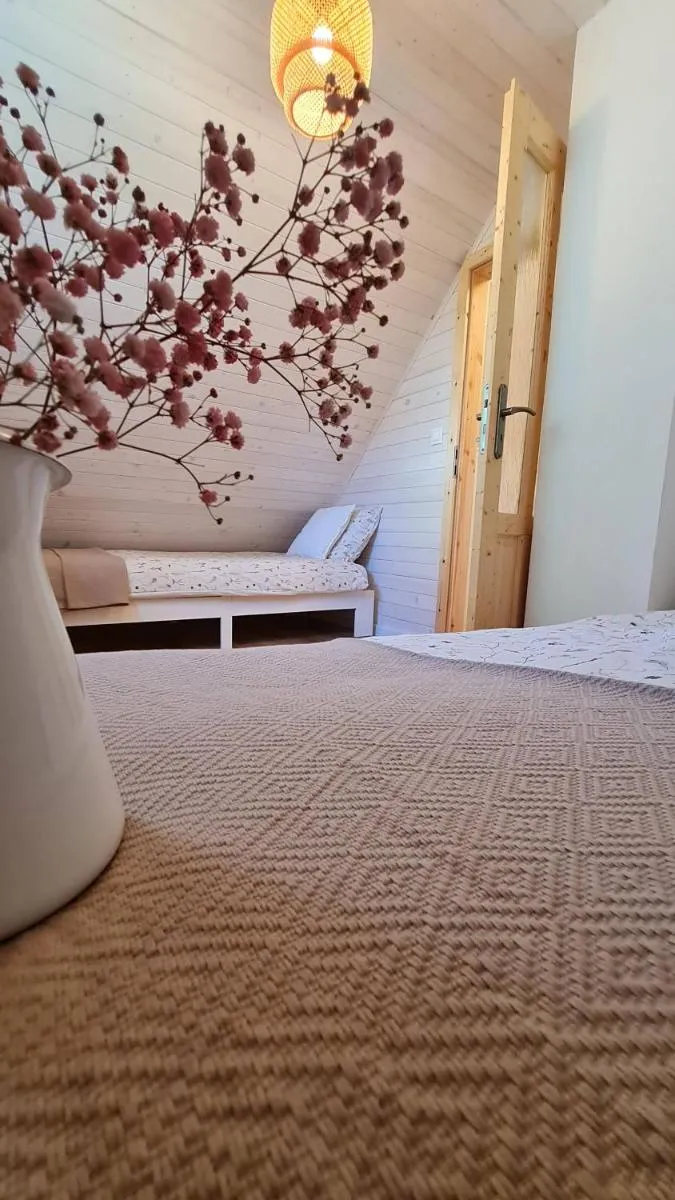 Image 7 of Štiavnické chalúpky pri Richňavských jazerách