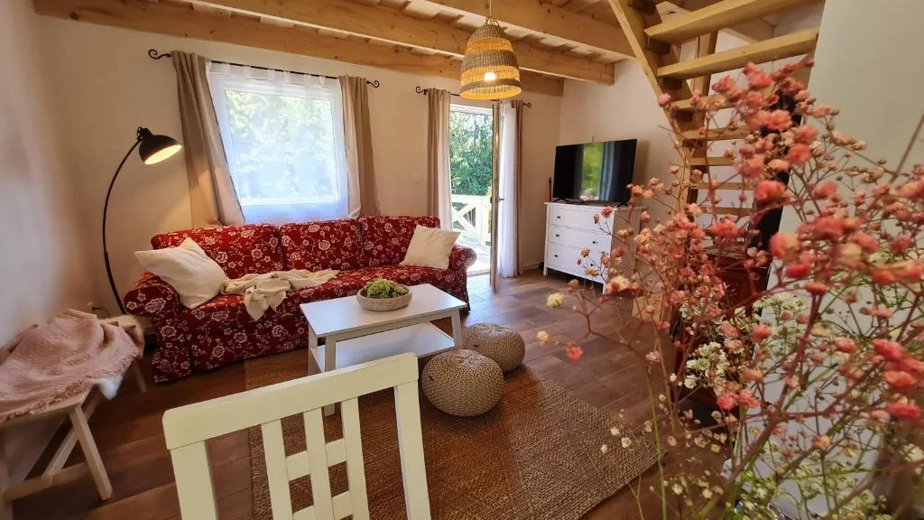 Image 1 of Štiavnické chalúpky pri Richňavských jazerách