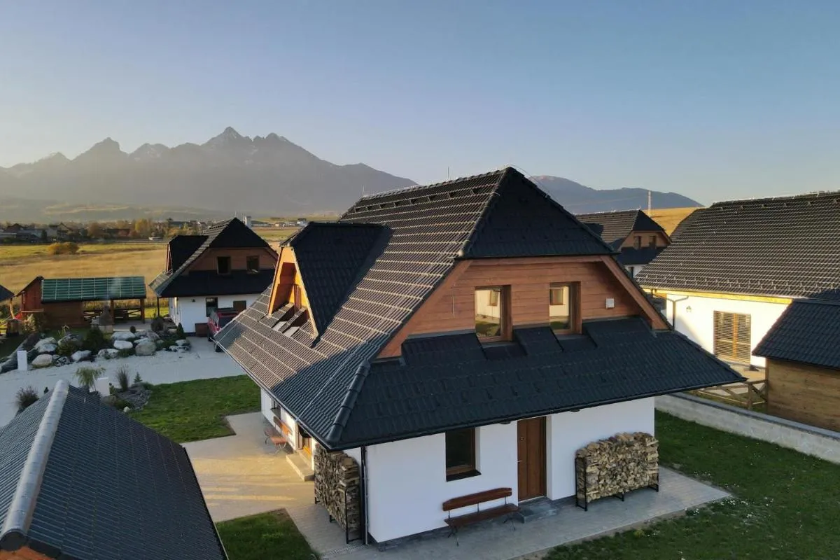 Image 2 of TATRYSTAY Family Villa Rosa