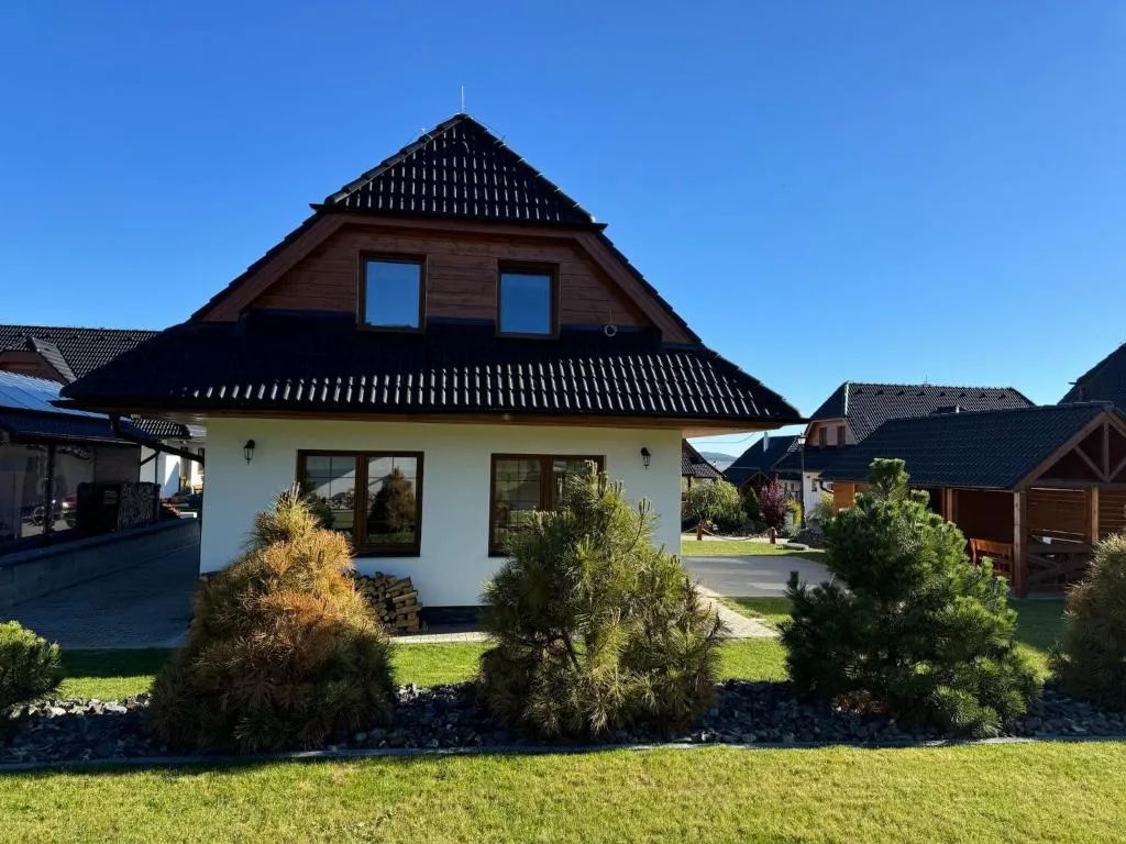 Image 1 of Villa Rocky View 2