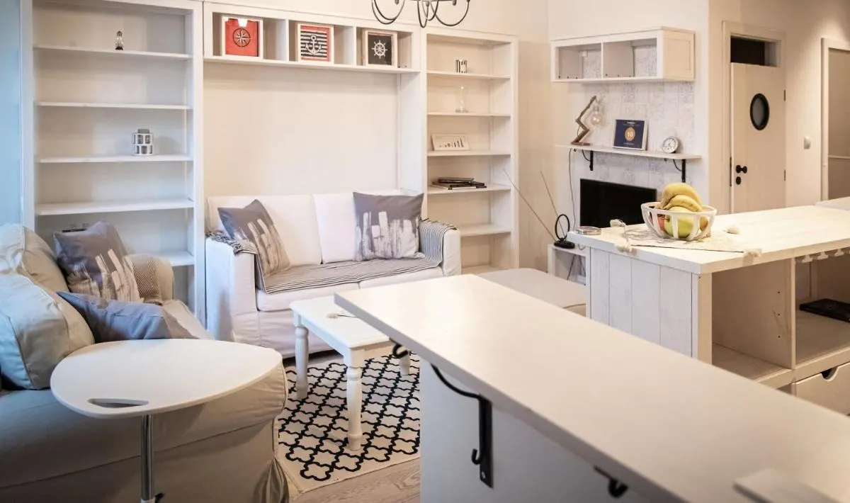 Image 2 of ZumaApartment