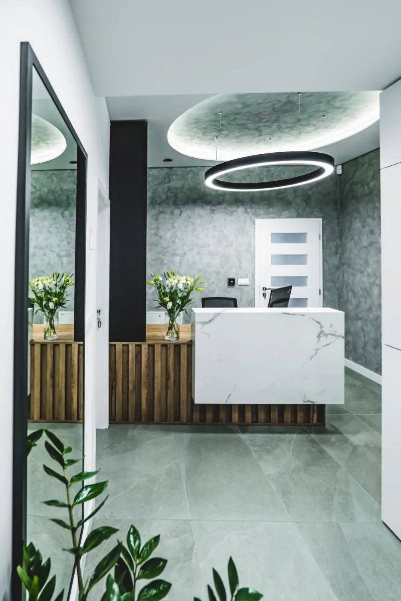 Image 7 of beauty bar concept