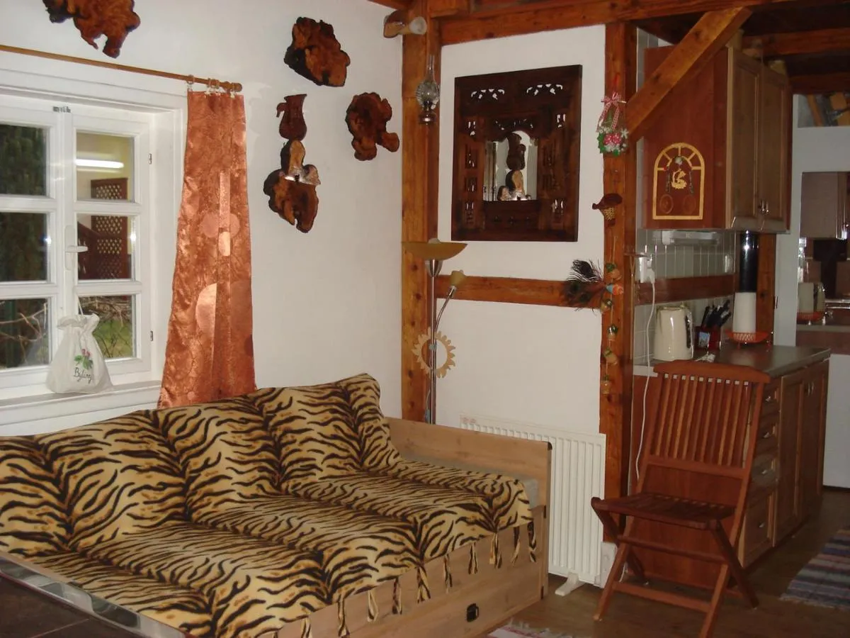 Image 7 of chatka