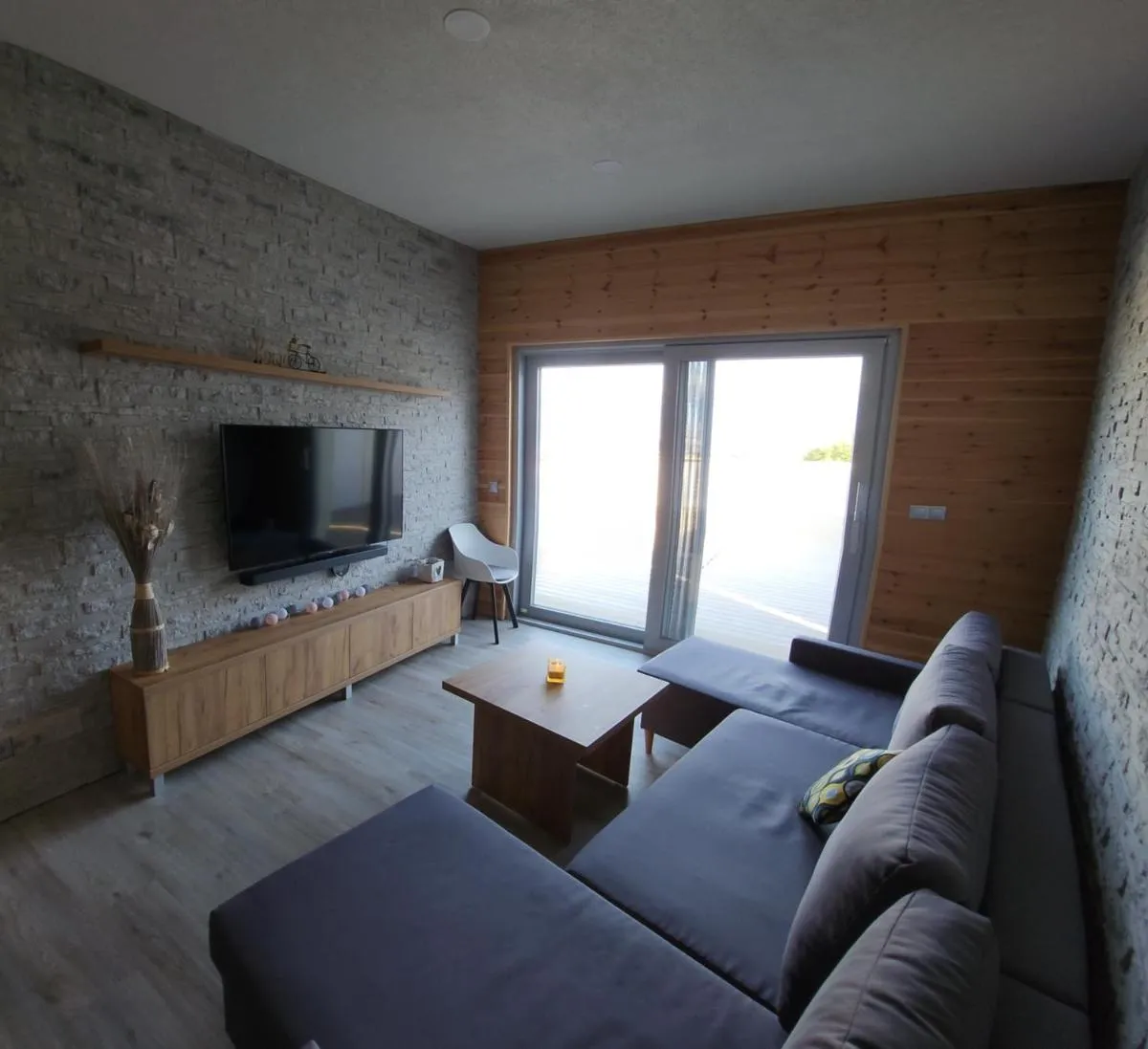 Image 4 of v-point apartmán