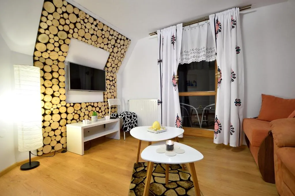 Image 1 of APARTAMENT U KOMINKÓW ZAKOPANE ŚCISŁE CENTRUM