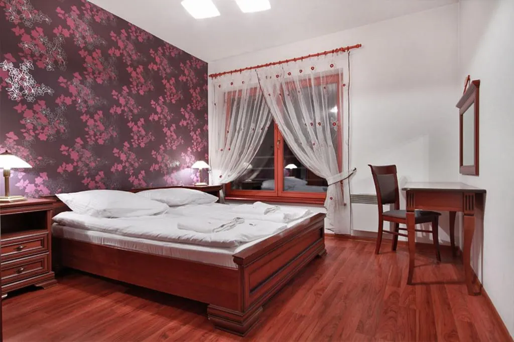 Image 1 of ApartSerwis – Apartament Borowy