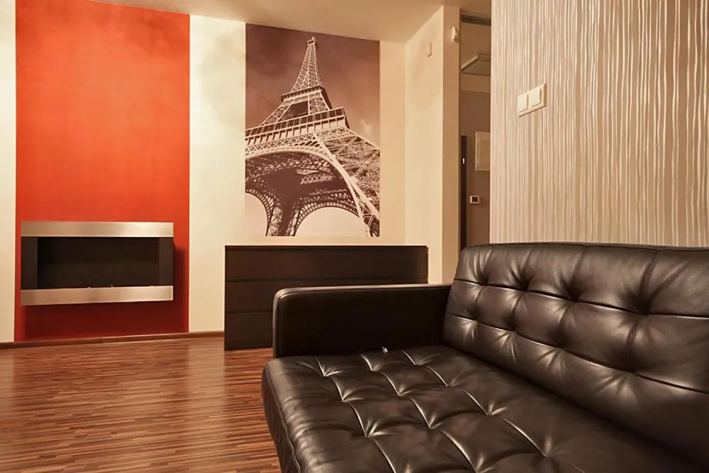 Image 1 of ApartSerwis – Apartament Paryski