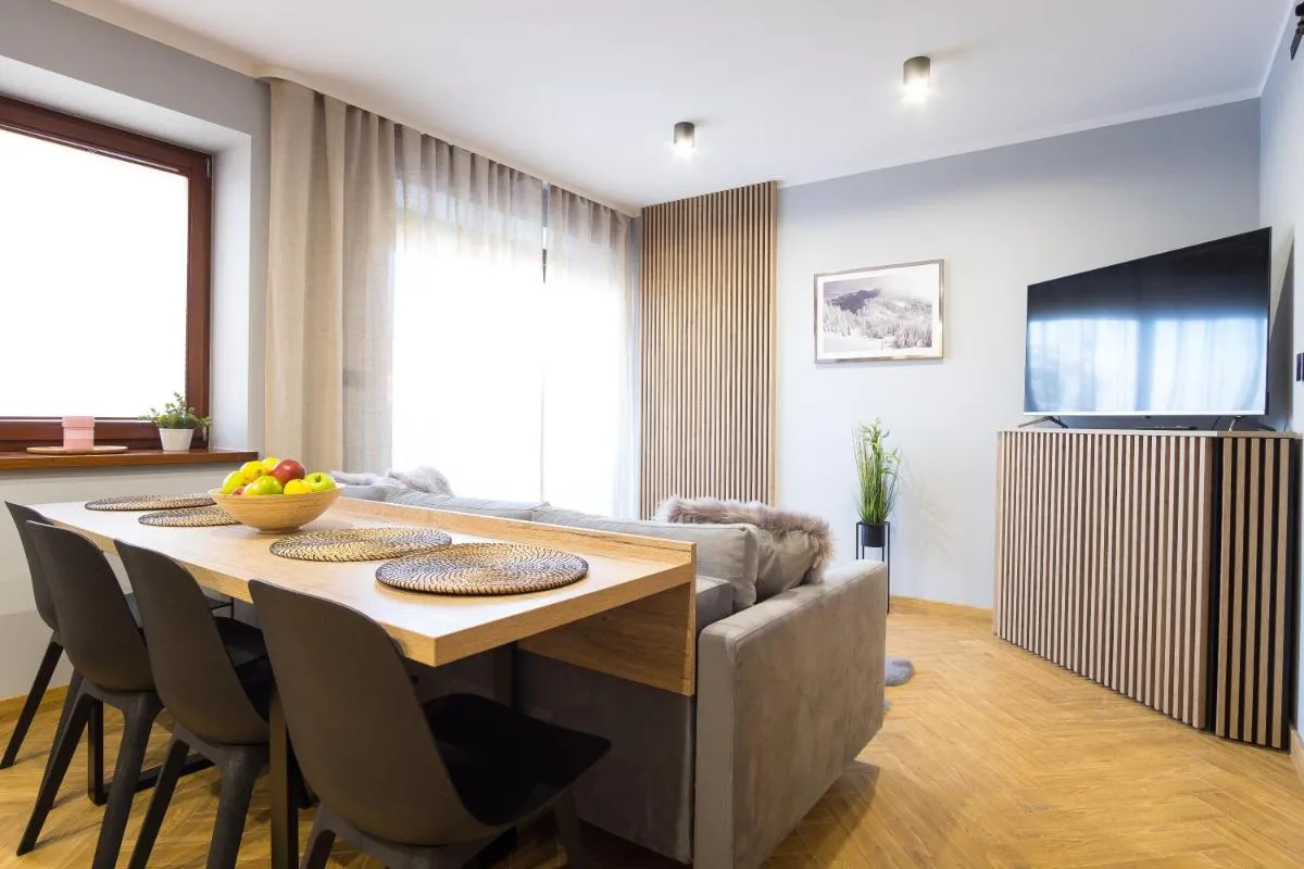 Image 2 of Apartament Julia