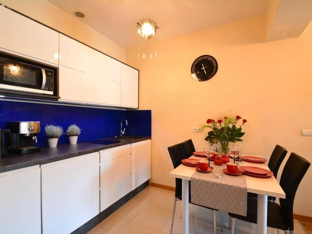 Image 2 of Apartament POD GIEWONTEM